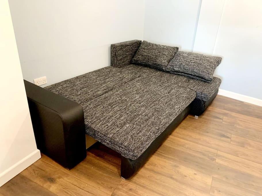 Beautiful Modern Apartment On Wick Lane London Exteriör bild