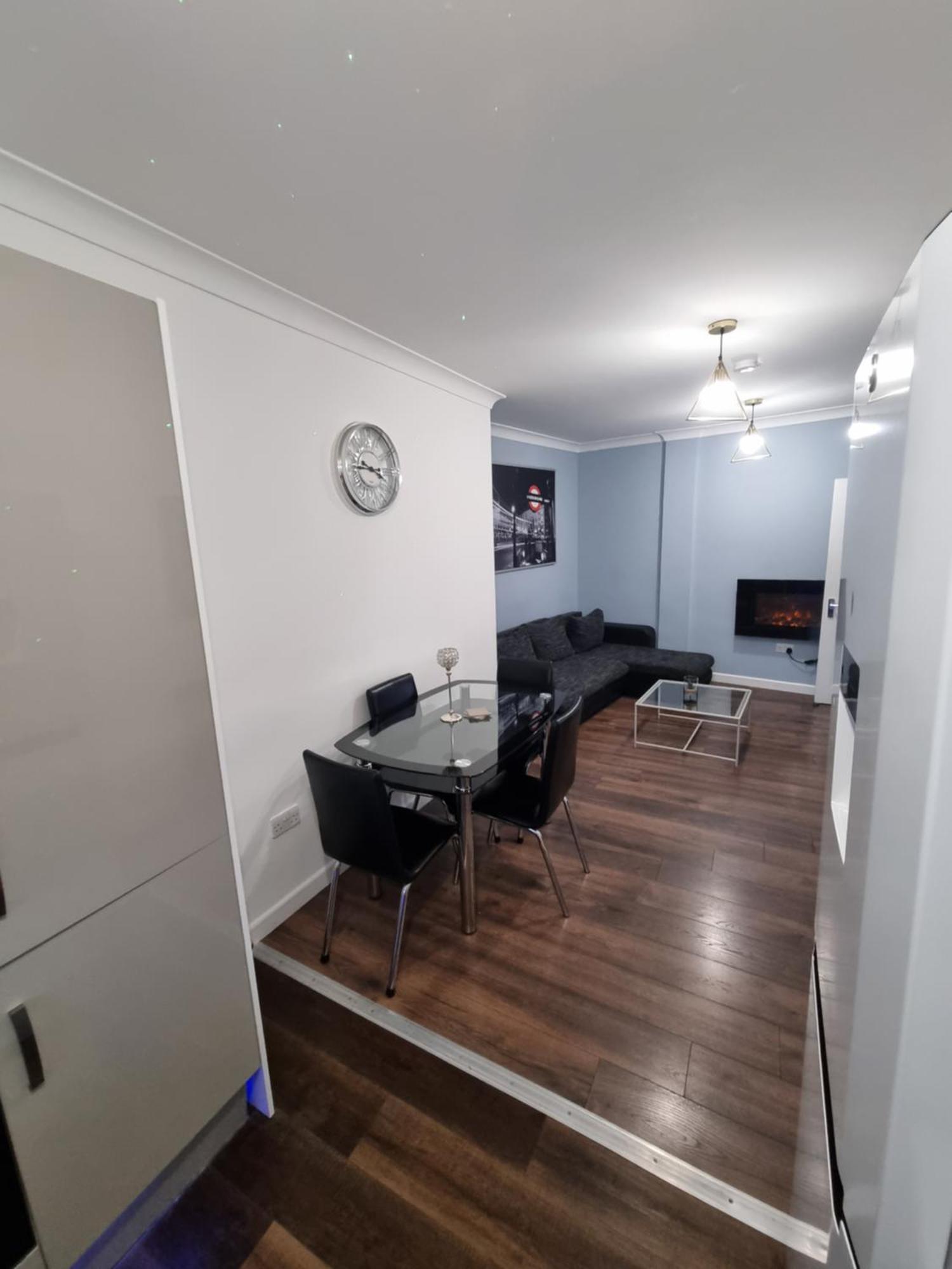 Beautiful Modern Apartment On Wick Lane London Exteriör bild